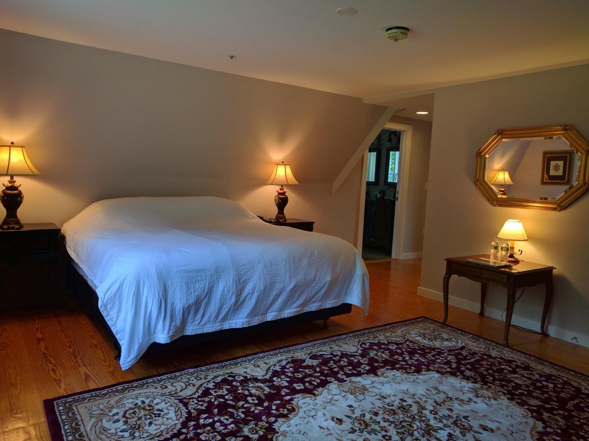 The Chase House Inn Cornish Eksteriør billede